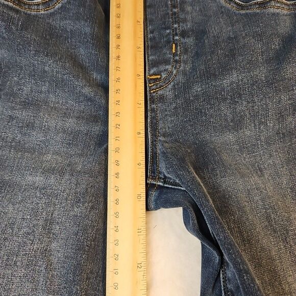 SPANX Distressed Denim Legging Women's Pull-on Blue‎ Jeans Size Small - Picture 6 of 8